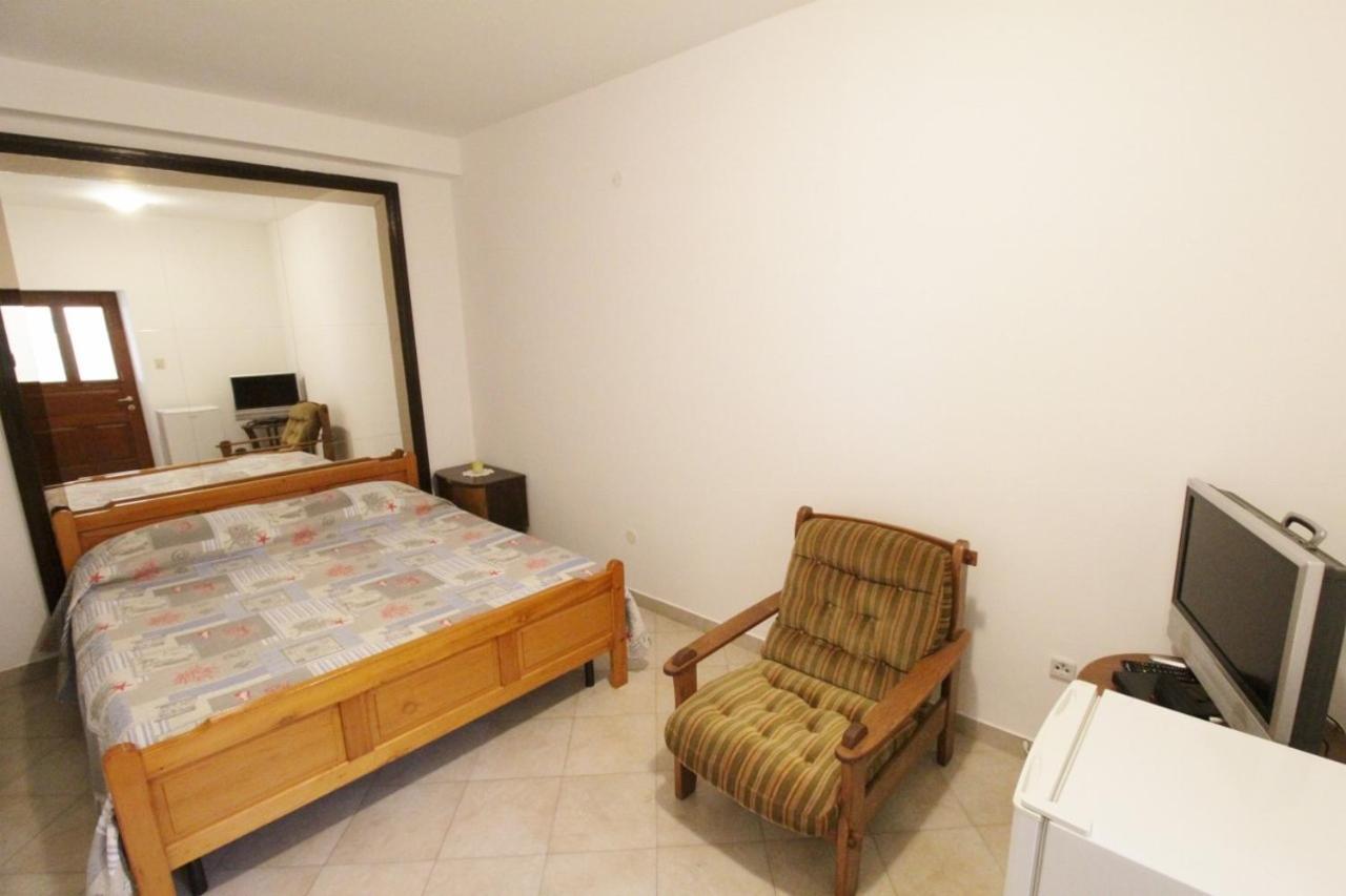 Apartments Zambratija With Sea View Екстериор снимка