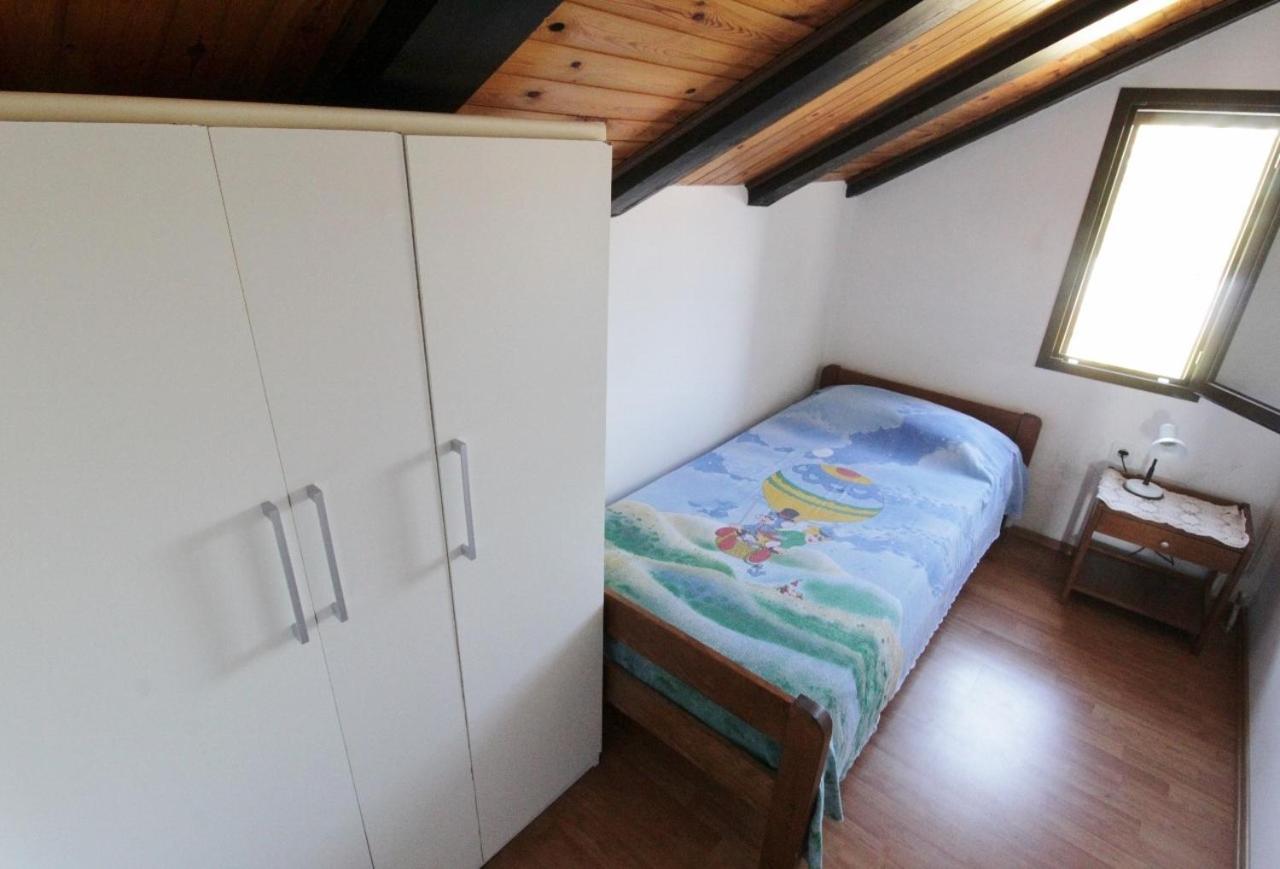 Apartments Zambratija With Sea View Екстериор снимка
