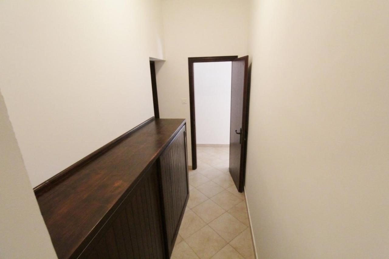 Apartments Zambratija With Sea View Екстериор снимка