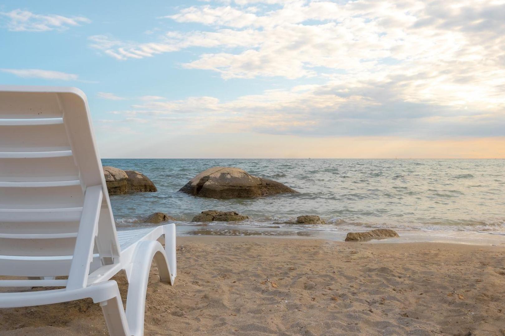 Apartments Zambratija With Sea View Екстериор снимка